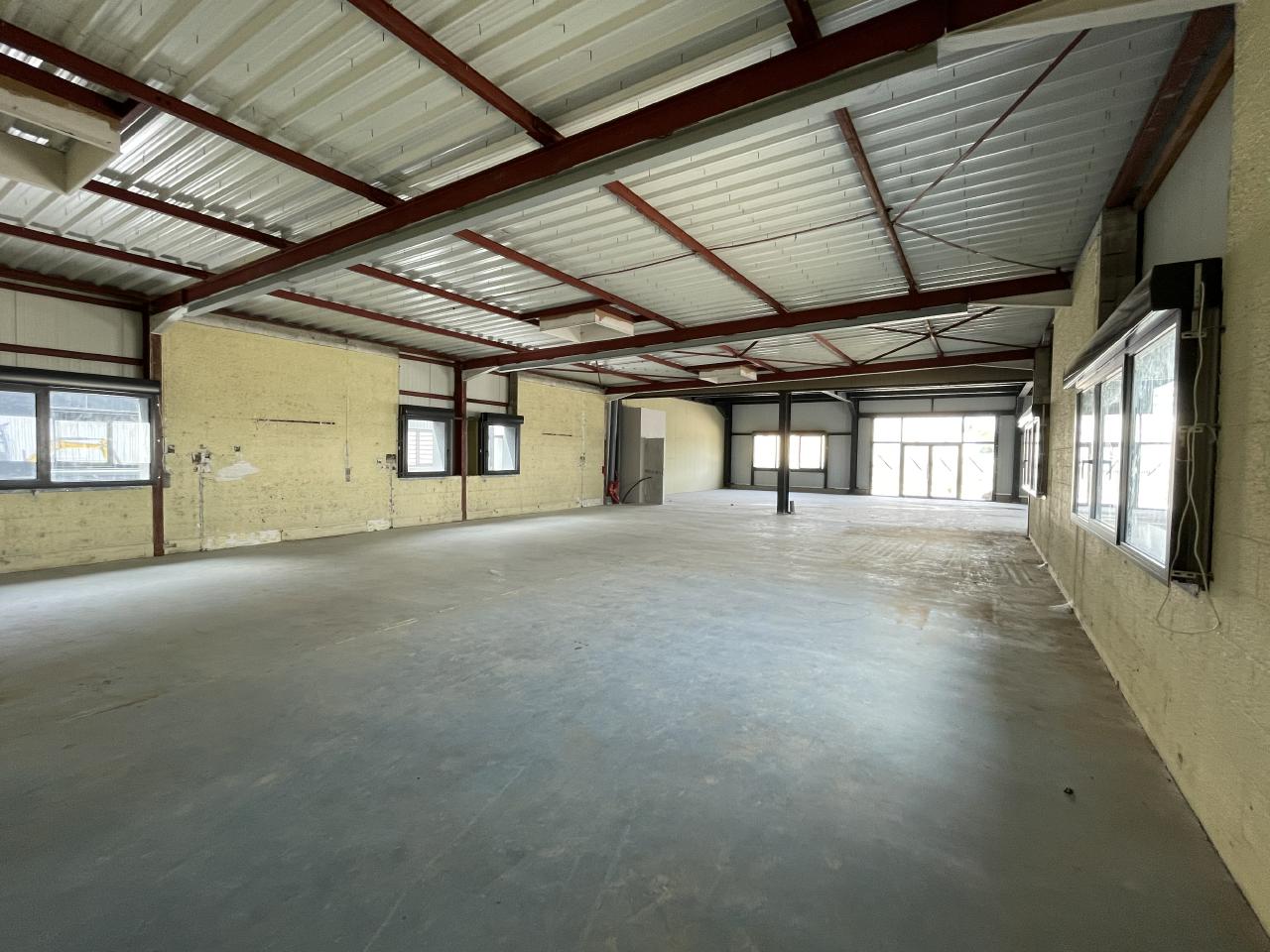 Local d'activité Tours 770m² Location local d'activité Tours Indre-et-Loire OLACT2200048 3
